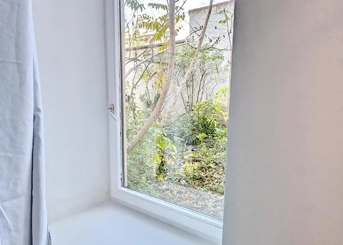 Privatunterkunft Cozy In Stadthalle Area Hb