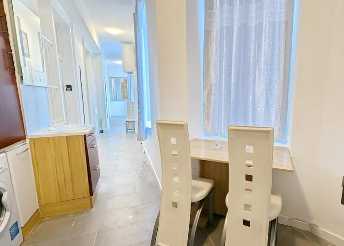 Privatunterkunft Cozy In Stadthalle Area Hb *