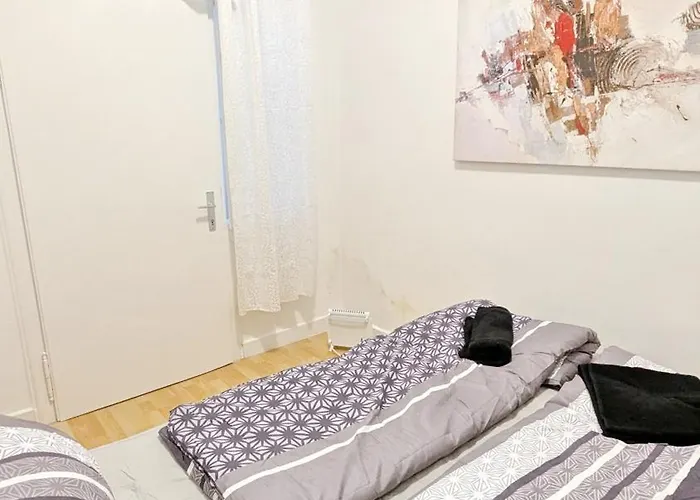 Privatunterkunft Cozy In Stadthalle Area Hb