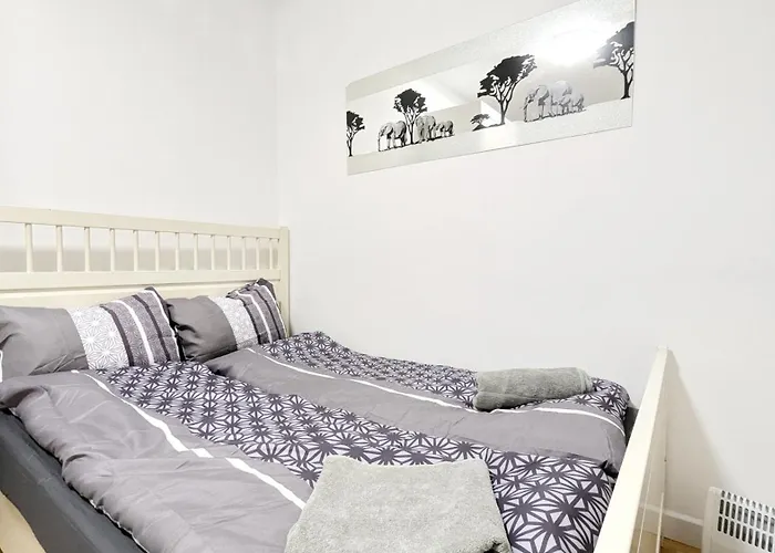 Privatunterkunft Cozy In Stadthalle Area Hb